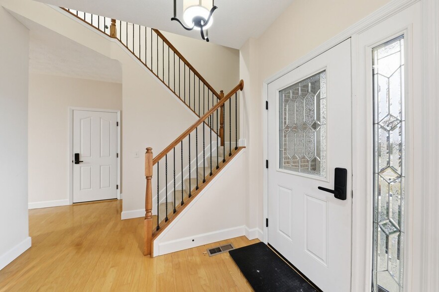 Building Photo - 997 Sweeney Dr