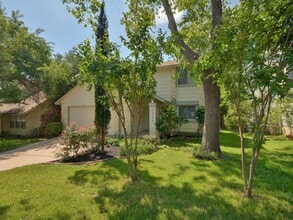 Building Photo - 8421 Spring Valley Dr