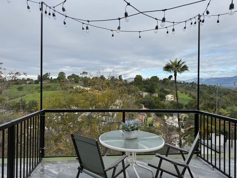 fantastic view from deck - 4253 Raynol St