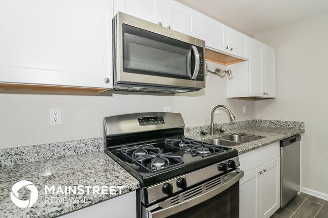 Building Photo - 3196 Warrenton Ct