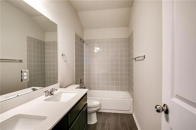 Building Photo - 349 Horsemint Way