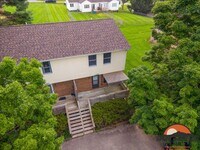 Building Photo - Recently Updated Home Near Virginia Tech