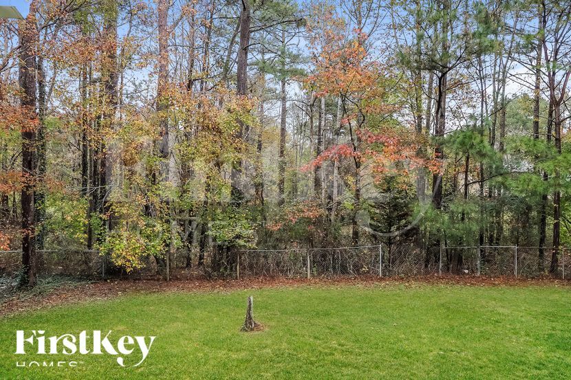 Building Photo - 276 Hollyberry Dr