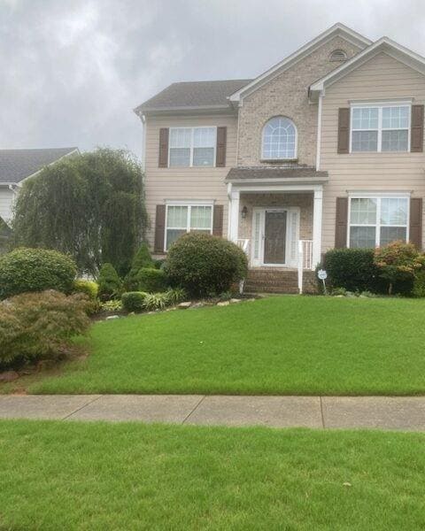 Building Photo - 1624 Longmont Dr