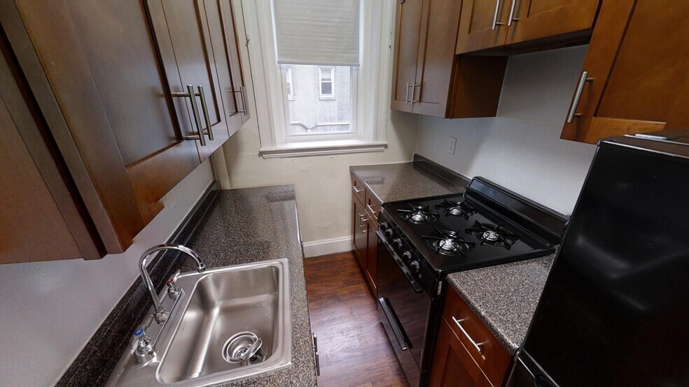 Building Photo - 1175 Boylston St