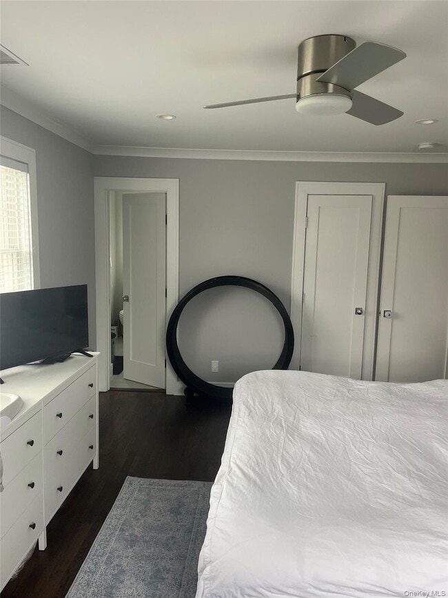 Building Photo - 70 Henry Ave