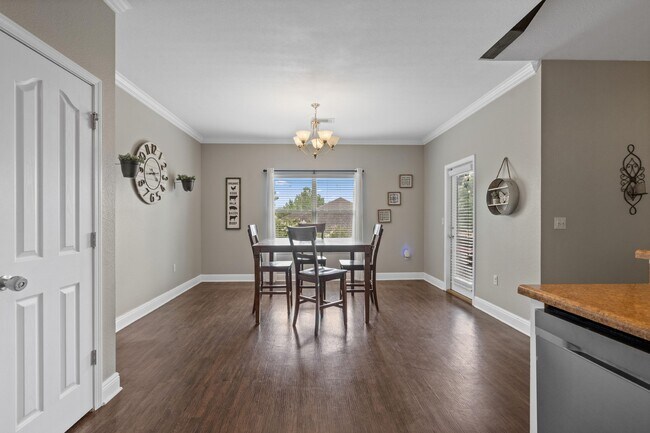 Building Photo - 730 Lime Ln