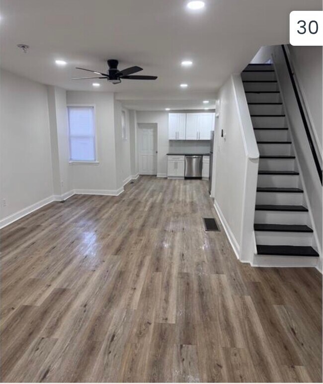 Building Photo - 1526 S 29th St