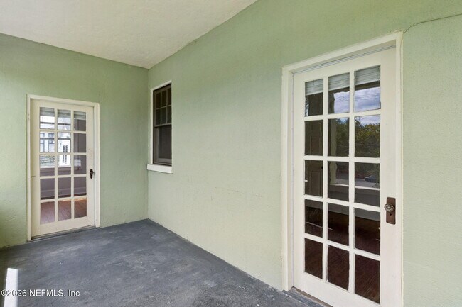 Building Photo - 2527 Forbes St