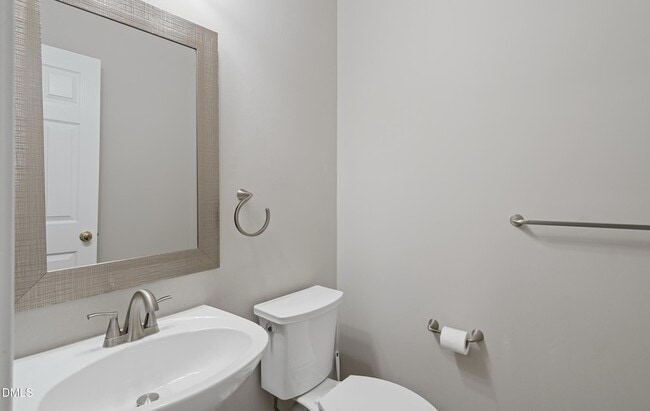 Building Photo - 108 Henson Pl