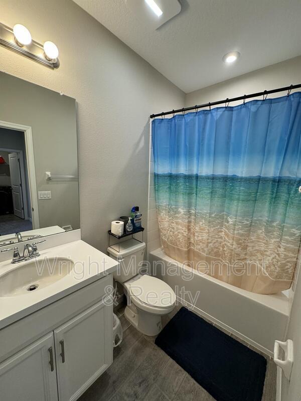 Building Photo - 13823 Rangeland Blvd