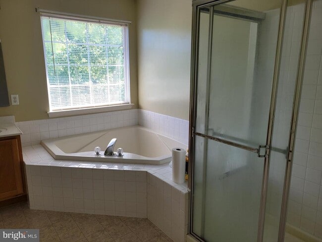 Building Photo - 2508 Black Oak Way