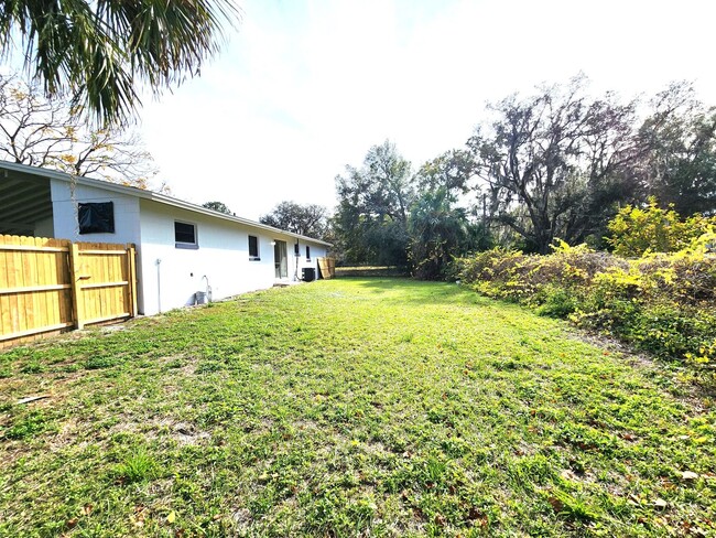 Building Photo - Quiet Neighborhood; Fully Remodeled Home; ...