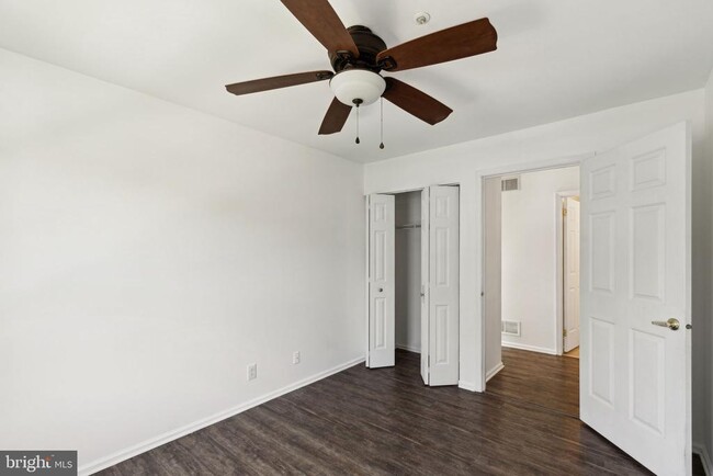 Building Photo - 4202 Aberdeen Ln