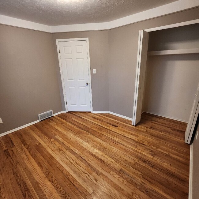 Bedroom #2 - 32442 Joy Rd
