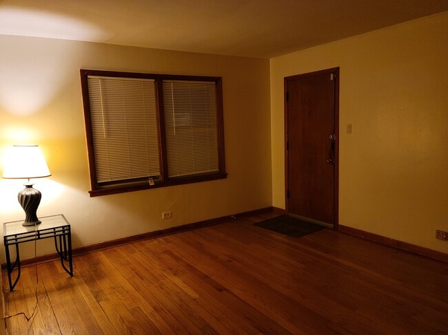 Living Room - 8055 S Rhodes Ave