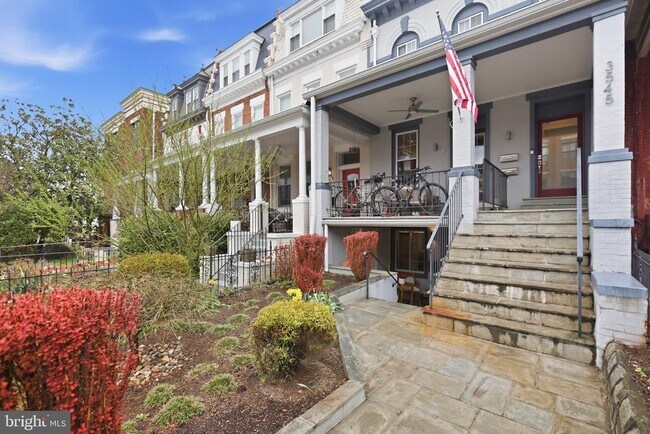 Building Photo - 3545 13th St NW