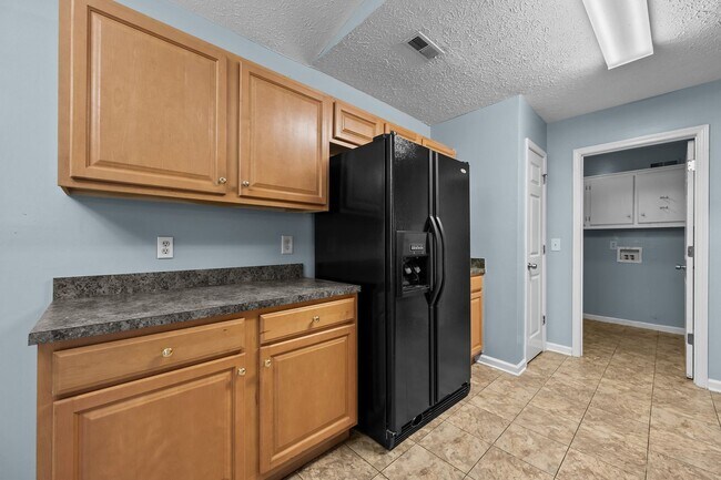 Building Photo - Welcome to Aragona Village!