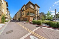 Building Photo - Modern 2021 Townhome | 3BD | EV Charger | Near Google & Downtown Mountain View
