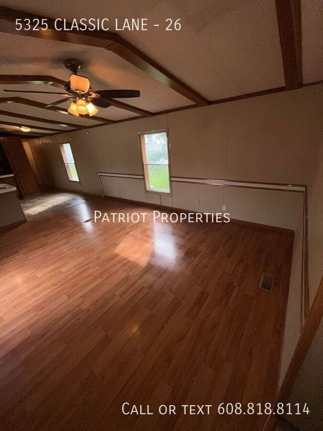 Building Photo - 5325 Classic Ln