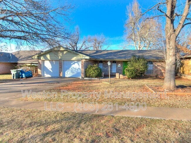 Building Photo - 1011 Crown Dr