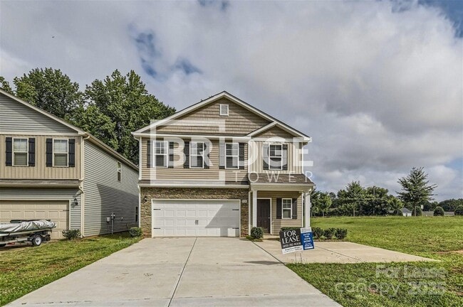 Primary Photo - 7331 Neal Rd