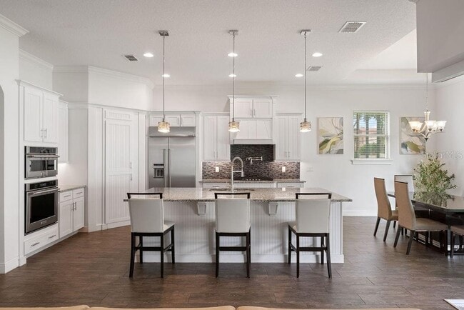 Building Photo - 706 Canopy Estate Dr
