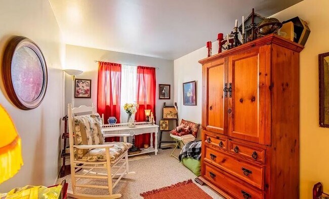 Building Photo - 9768 Jackson St