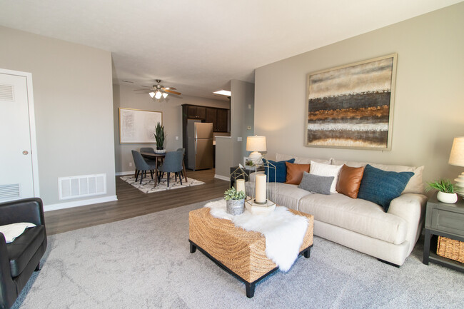 Open Concept Living Areas - Springhill Ridge Apartments