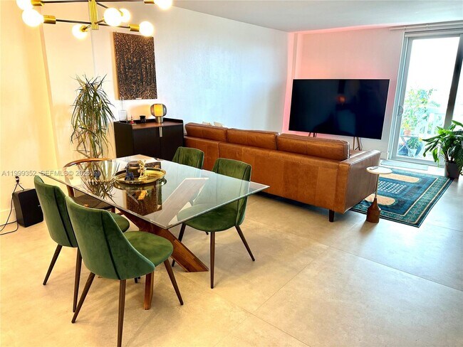 Building Photo - 1020 Meridian Ave