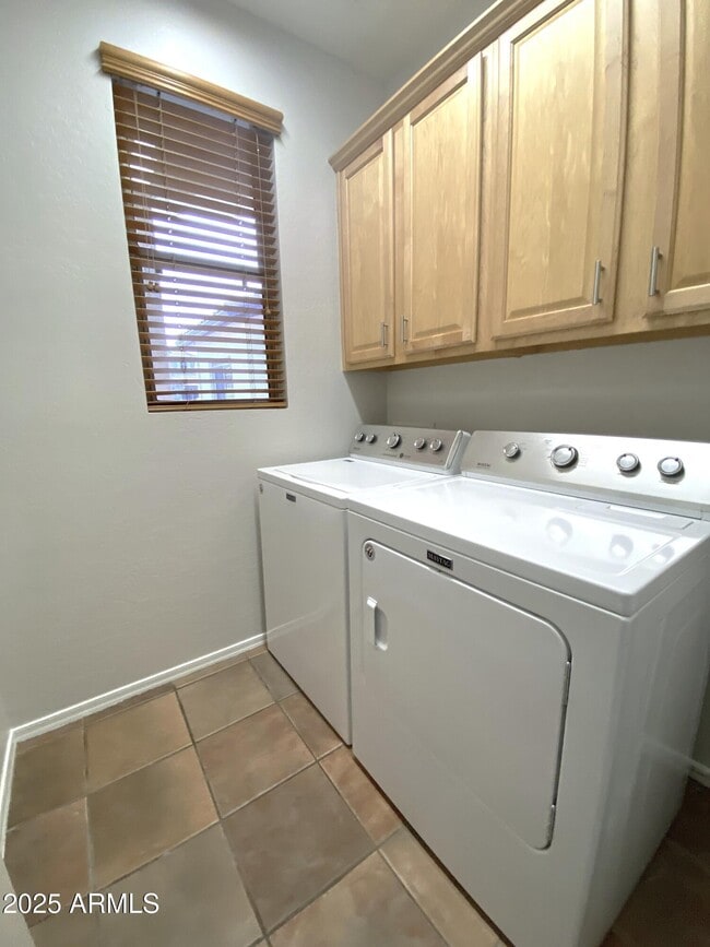 Building Photo - 40320 N Exploration Trail