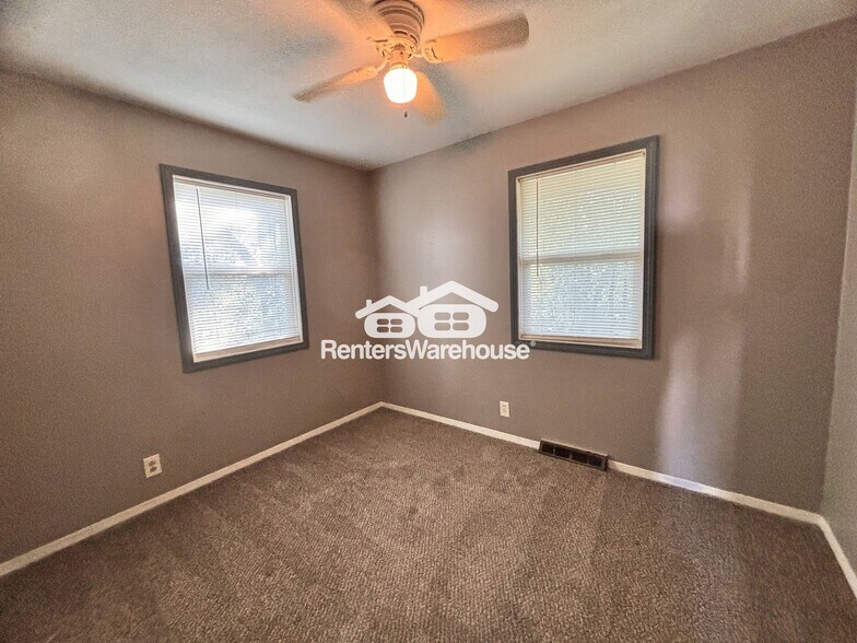 Building Photo - 349 Rose Ave