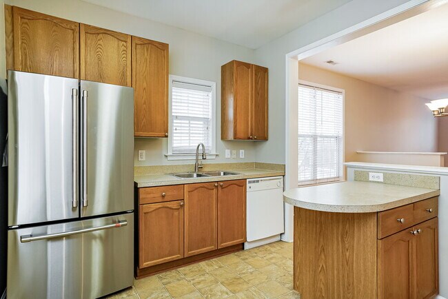 Building Photo - 2453 Sapphire Valley Dr