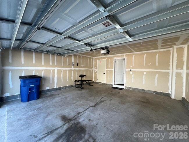 Building Photo - 1965 Stallings Rd