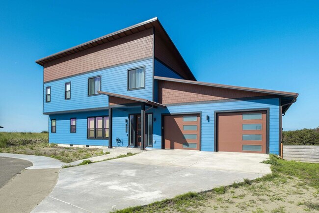 Building Photo - 1288 Cohasset Crest N