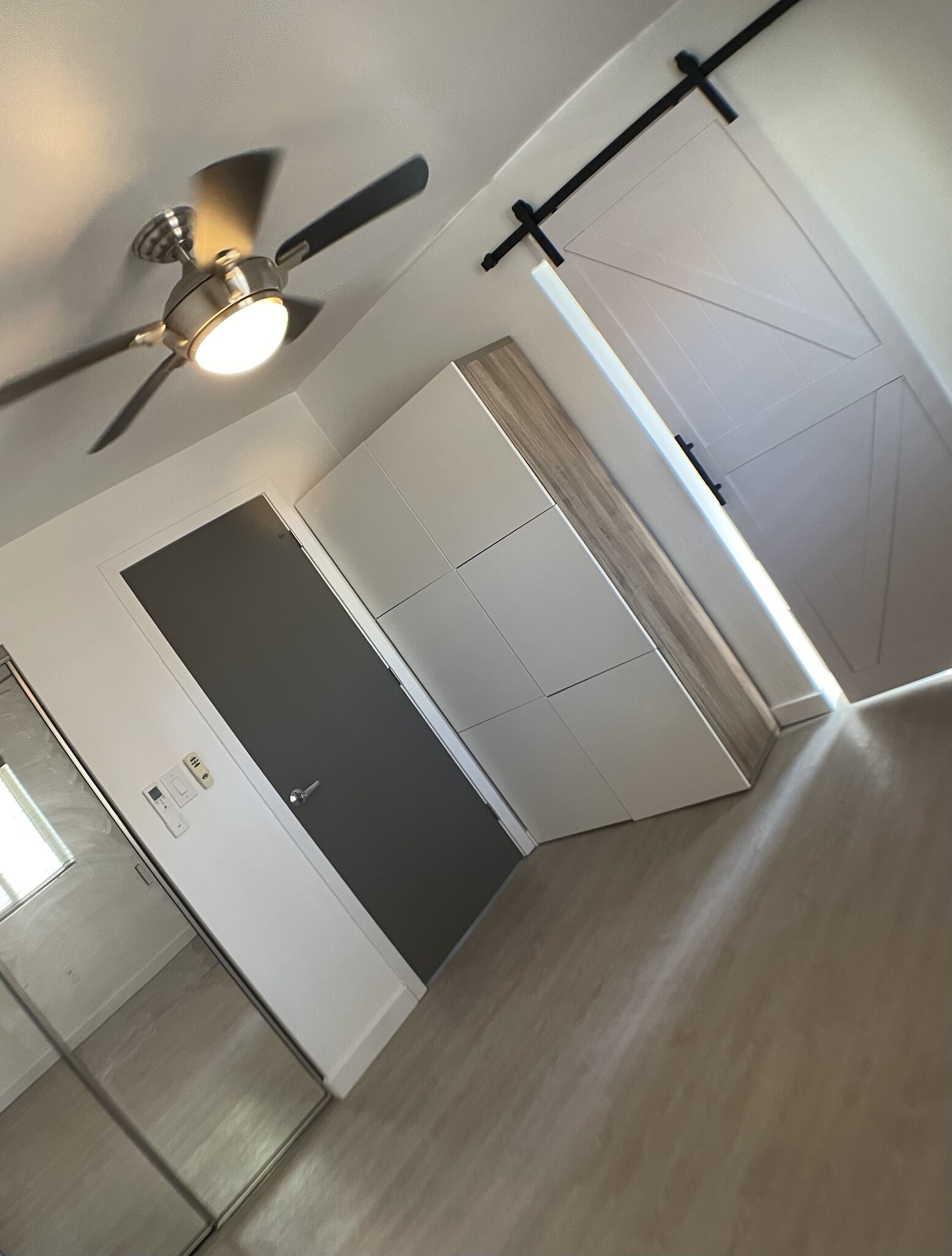 Bedroom - 1728 E Waverly St