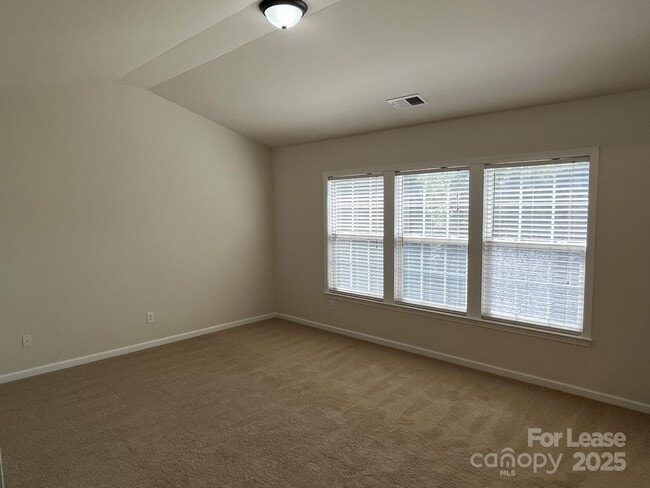 Building Photo - 11211 Maplehurst Dr