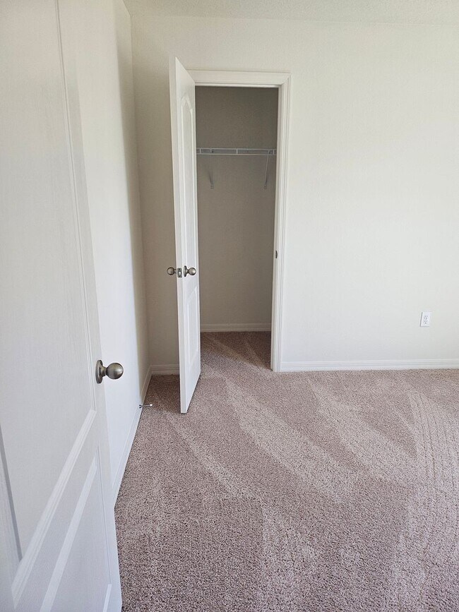 Building Photo - Brand New modern 3 Bed, 2 bath with 2 car garage in Palm Coast minutes from the Beach and shopping