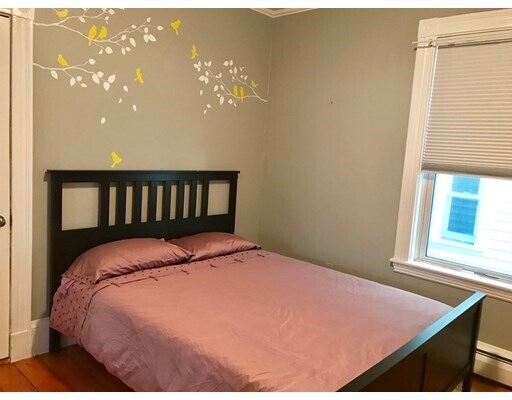 Building Photo - 451 Franklin St