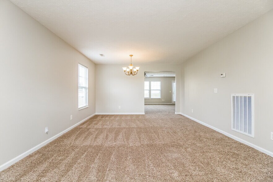 Building Photo - 336 Stewart Springs Dr