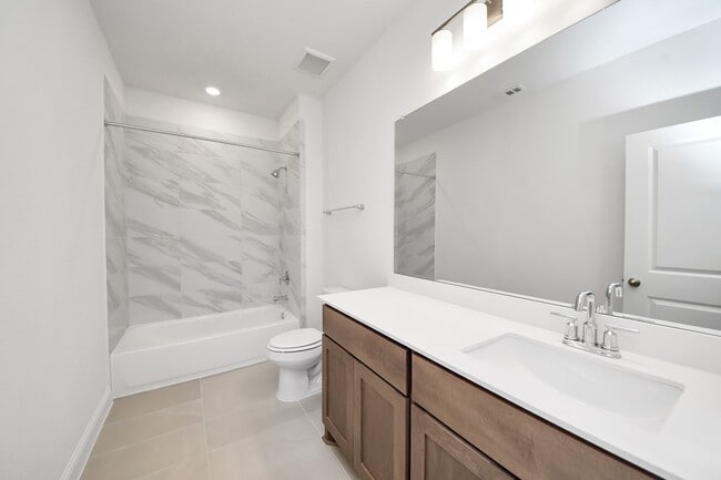 Building Photo - 4042 Colony Ln
