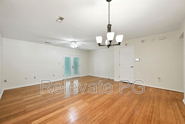 Building Photo - 7806 Balineen Ct