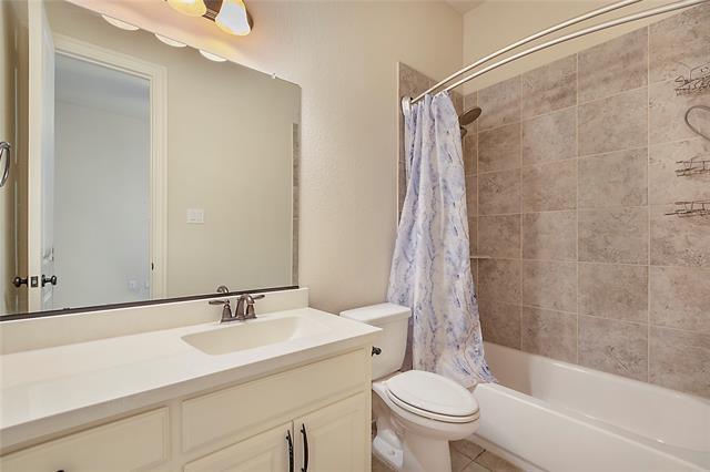 Building Photo - 904 Snyder Dr