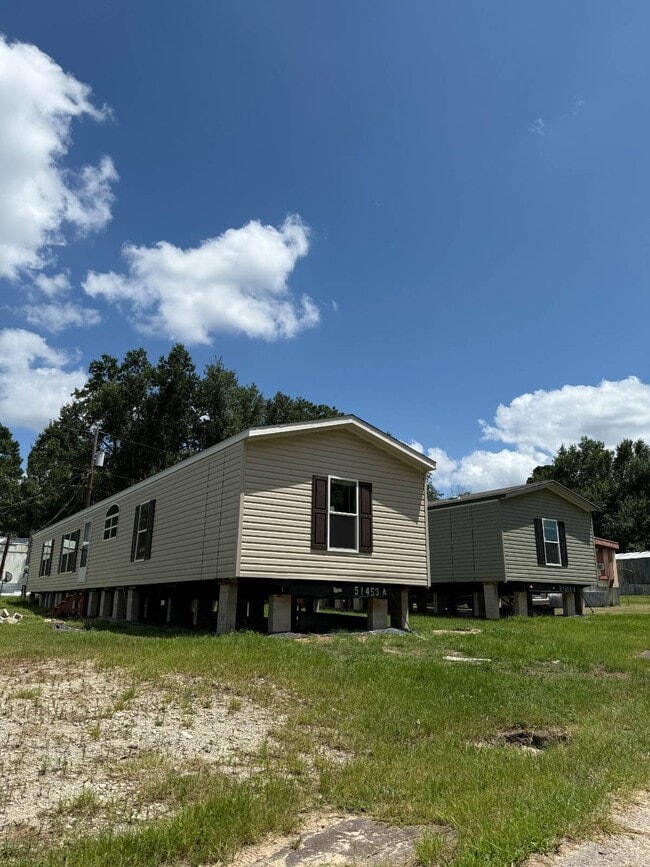 Building Photo - 10130 State Hwy 64