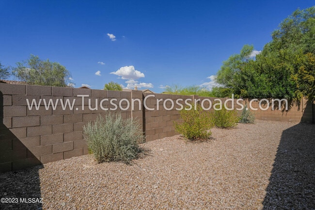 Building Photo - 1254 W Versilia Dr