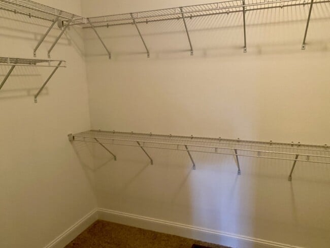 Building Photo - " 3-Bed  2 bath Oasis with Granite Elegance & Gleaming Hardwood in Cookeville!"