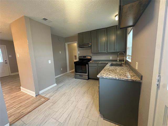 Building Photo - 1404 Dent St