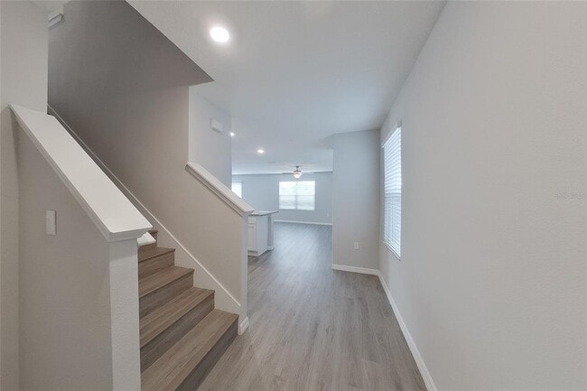 Building Photo - 8624 SW 44th Ct