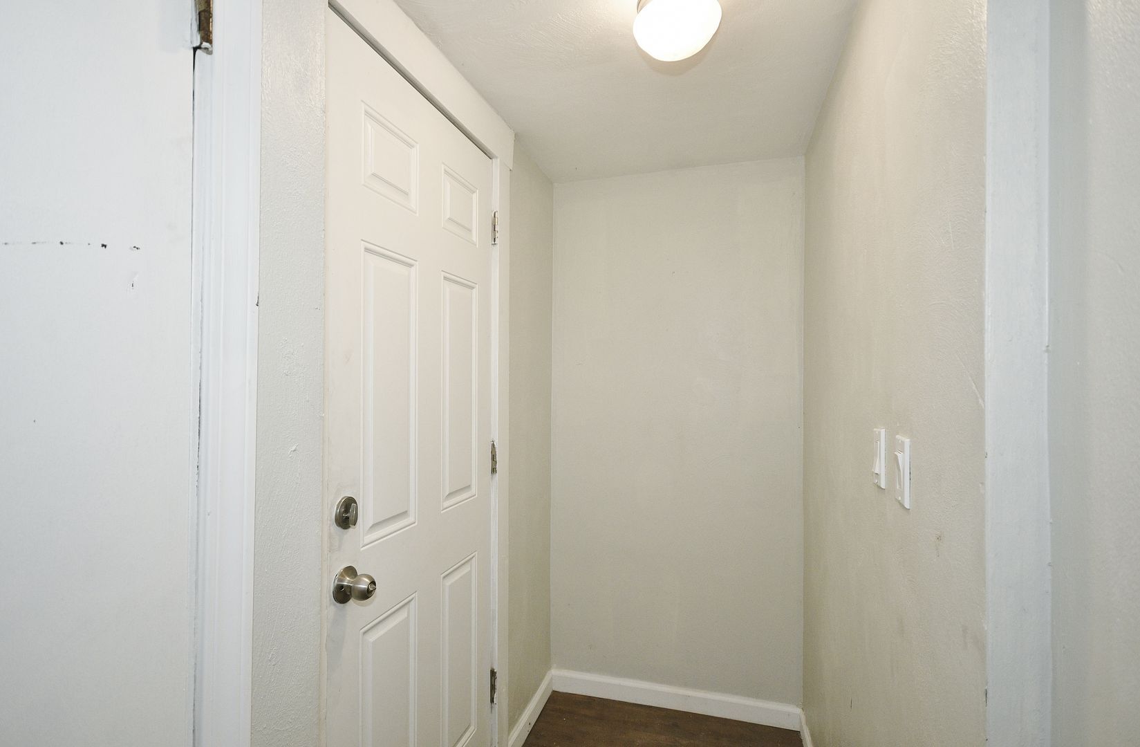 Building Photo - 1103 Crosby St