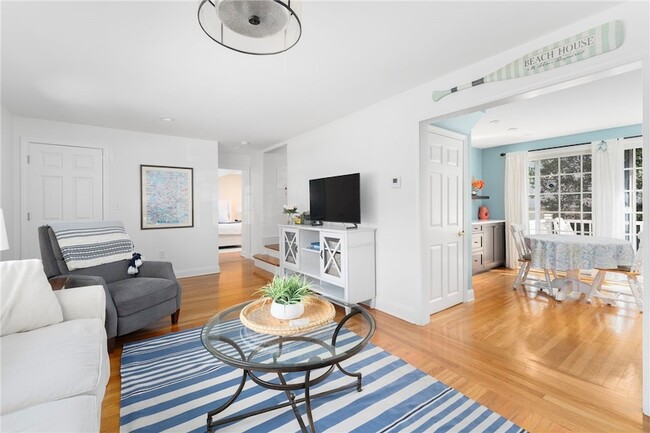 Building Photo - 73 Merton Rd